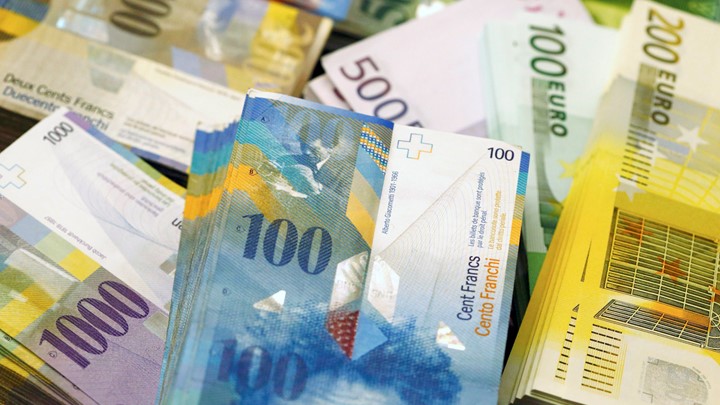 «Ανάσα» για 70.000 δανειολήπτες στεγαστικών σε ελβετικό φράγκο