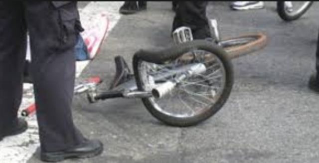 Τραγωδία στην Άμφισσα: ΙΧ παρέσυρε και σκότωσε 11χρονο ποδηλάτη