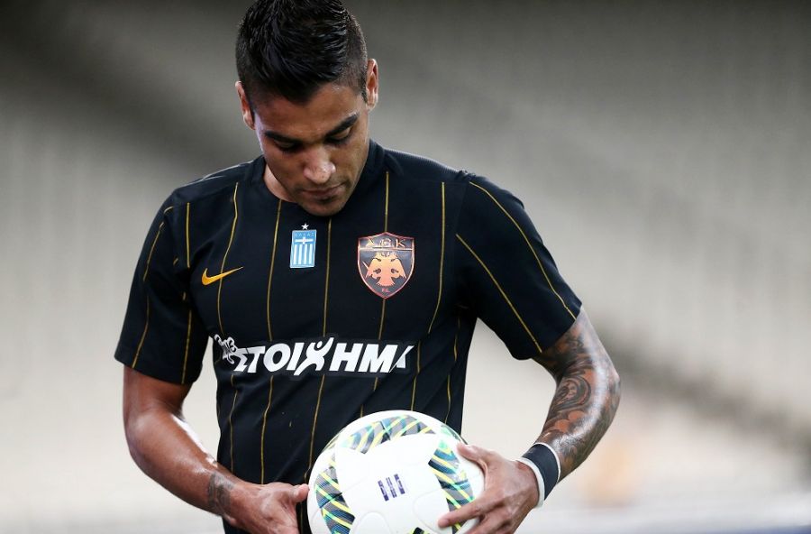 Πονοκέφαλος με Βάργκας στην ΑΕΚ