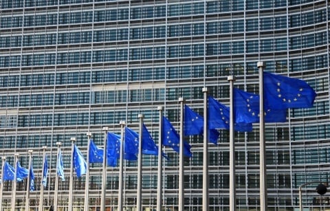 Προαπαιτούμενο η δεύτερη αξιολόγηση για την απόφαση συμμετοχής του ΔΝΤ λέει αξιωματούχος της ΕΕ