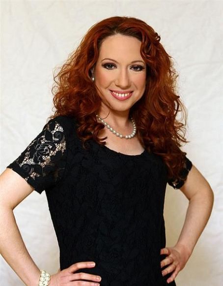 «Απολυμένη» η Τζούλη Σούμα!