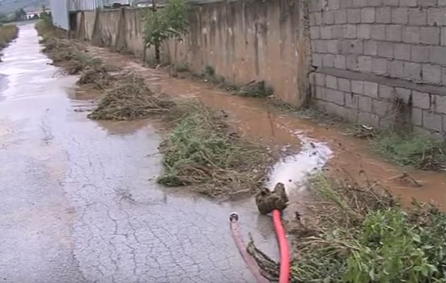 Σοβαρά προβλήματα από την κακοκαιρία στην Κοζάνη – ΒΙΝΤΕΟ