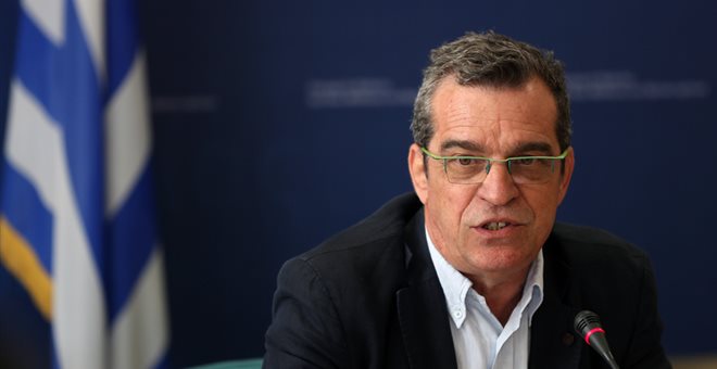 Ο ΓΓ του υπουργείου Παιδείας: Δεν θα ενταχθούν στα σχολεία παιδιά προσφύγων που δεν έχουν εμβολιαστεί