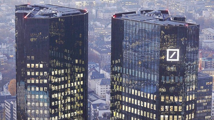 FT: Η Γερμανία ζητά δίκαιη μεταχείριση της Deutsche Bank από τις ΗΠΑ