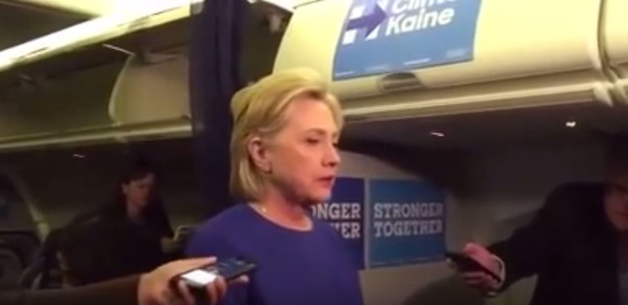 Σάλος στις ΗΠΑ – Νέο ΒΙΝΤΕΟ με την Χίλαρι να κάνει δηλώσεις καταβεβλημένη