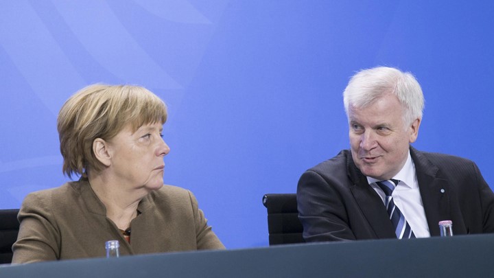 Ζέεχοφερ και όχι Μέρκελ «ψηφίζουν» οι Γερμανοί για την καγκελαρία