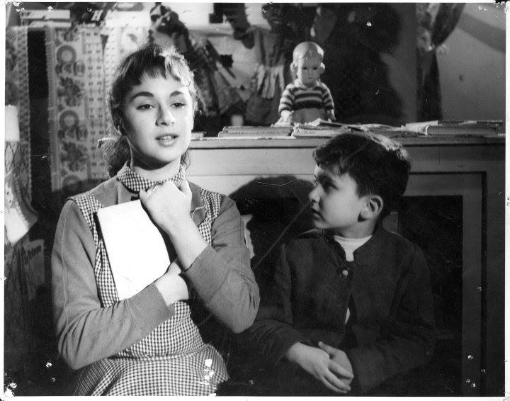 Ο Γιαννάκης Καλατζόπουλος σε… Ακατάλληλο!