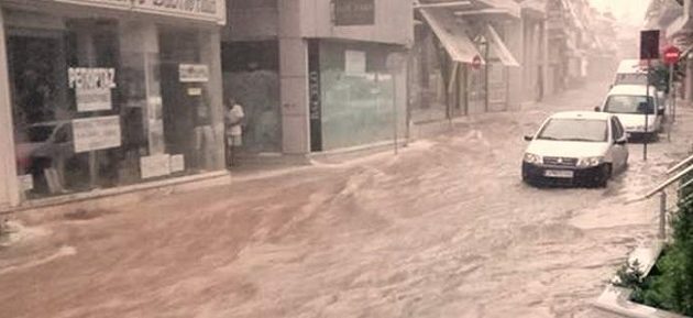 Σοβαρά προβλήματα από την κακοκαιρία στο Άργος – ΒΙΝΤΕΟ