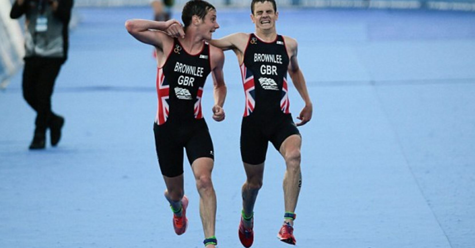 Συγκλονίζει ο αθλητής που παράτησε την κούρσα για να βοηθήσει τον αδελφό του να τερματίσει – ΒΙΝΤΕΟ