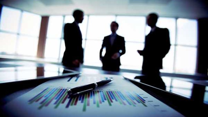 Στην Εταιρία Δημοσίων Συμμετοχών οι μετοχές των ΔΕΚΟ που δεν θα πουληθούν