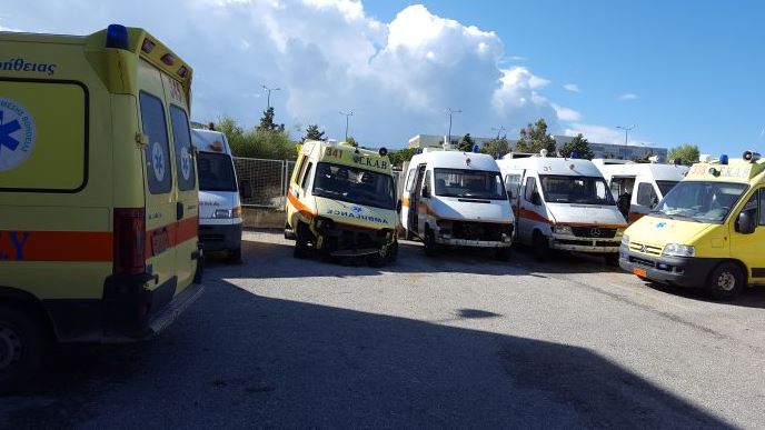 Διακομιδές ασθενών με μουλάρια, άλογα και μπουλντόζες καταγγέλλει η ΠΟΕΔΗΝ