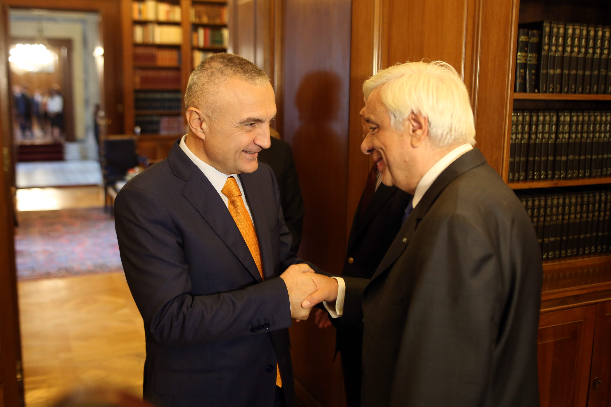 Σε φιλικό κλίμα η συνάντηση του Παυλόπουλου με τον Πρόεδρο του αλβανικού Κοινοβουλίου