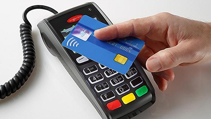 Αυξήθηκαν έως και 100% οι φόροι που πληρώθηκαν φέτος μέσω κάρτας