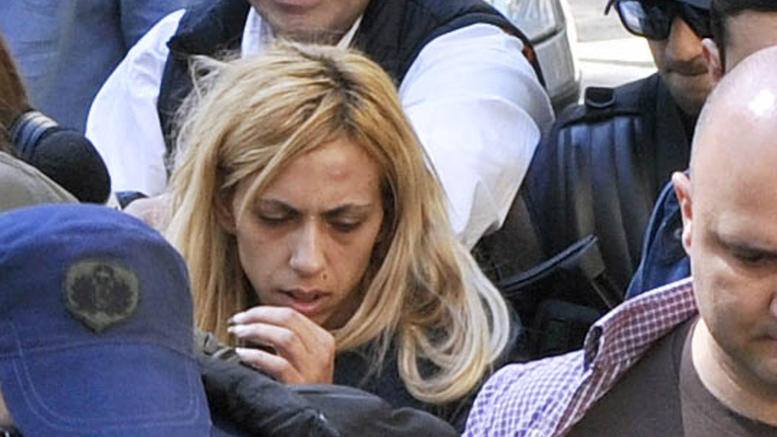 Το ξέσπασμα της μητέρας της Άννυ μετά τη δίκη: Ο Σάββας δεν είπε όλη την αλήθεια