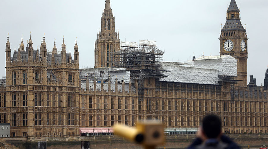 Εκκενώθηκε το Βρετανικό Κοινοβούλιο – ΦΩΤΟ – ΤΩΡΑ