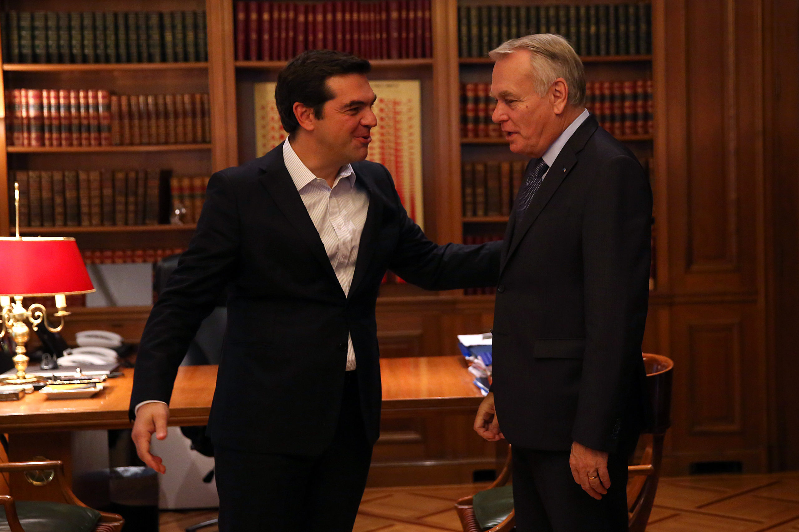 Αυτά συζήτησαν ο Τσίπρας και ο Γάλλος υπουργός Εξωτερικών
