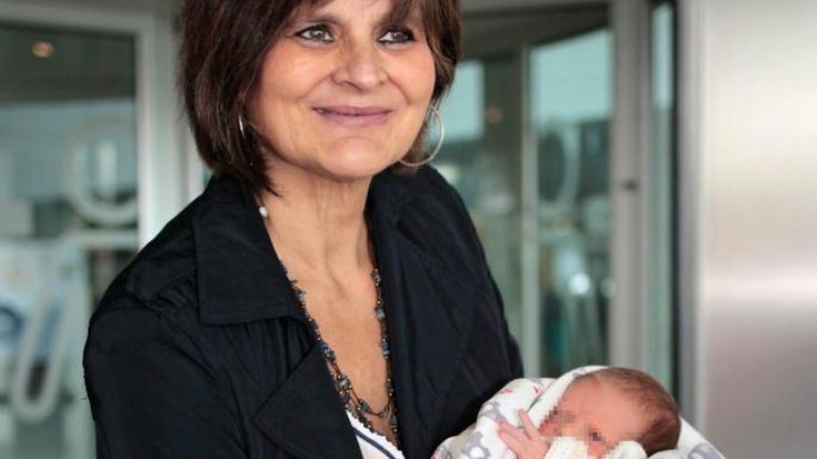 Το μήνυμα της Ισπανίδας που έγινε μητέρα στα 62