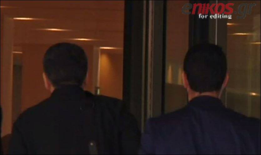 Ο Τσακαλώτος άλλαξε… σακίδιο – ΒΙΝΤΕΟ