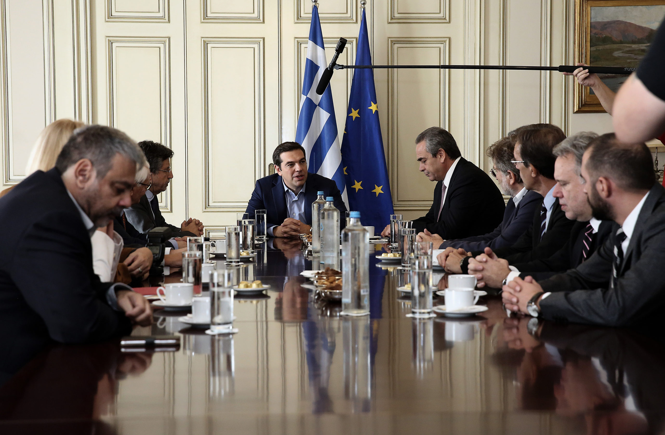 Αυτή είναι η σύνθεση της Επιτροπής Διαλόγου για τη Συνταγματική Αναθεώρηση