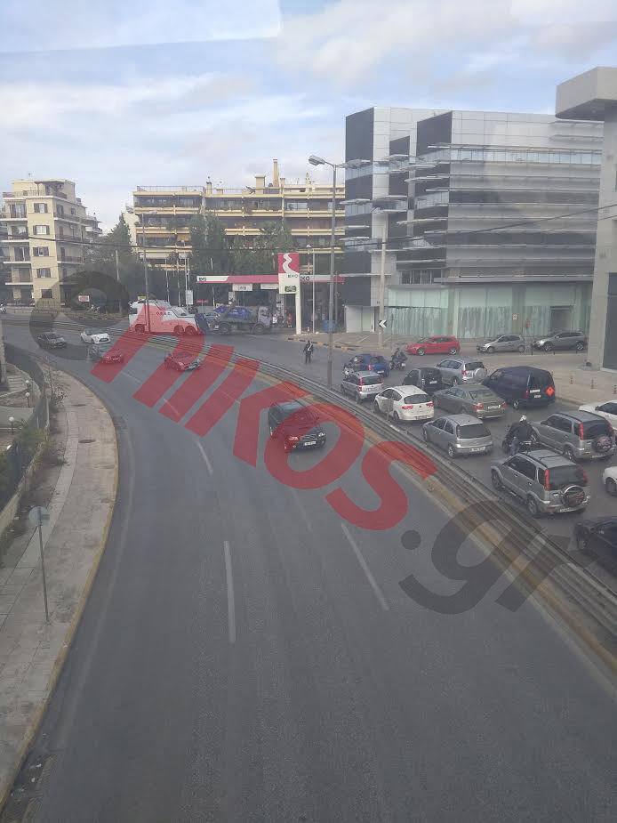 Κυκλοφοριακό κομφούζιο στην άνοδο της Κηφισίας – ΦΩΤΟ – ΤΩΡΑ