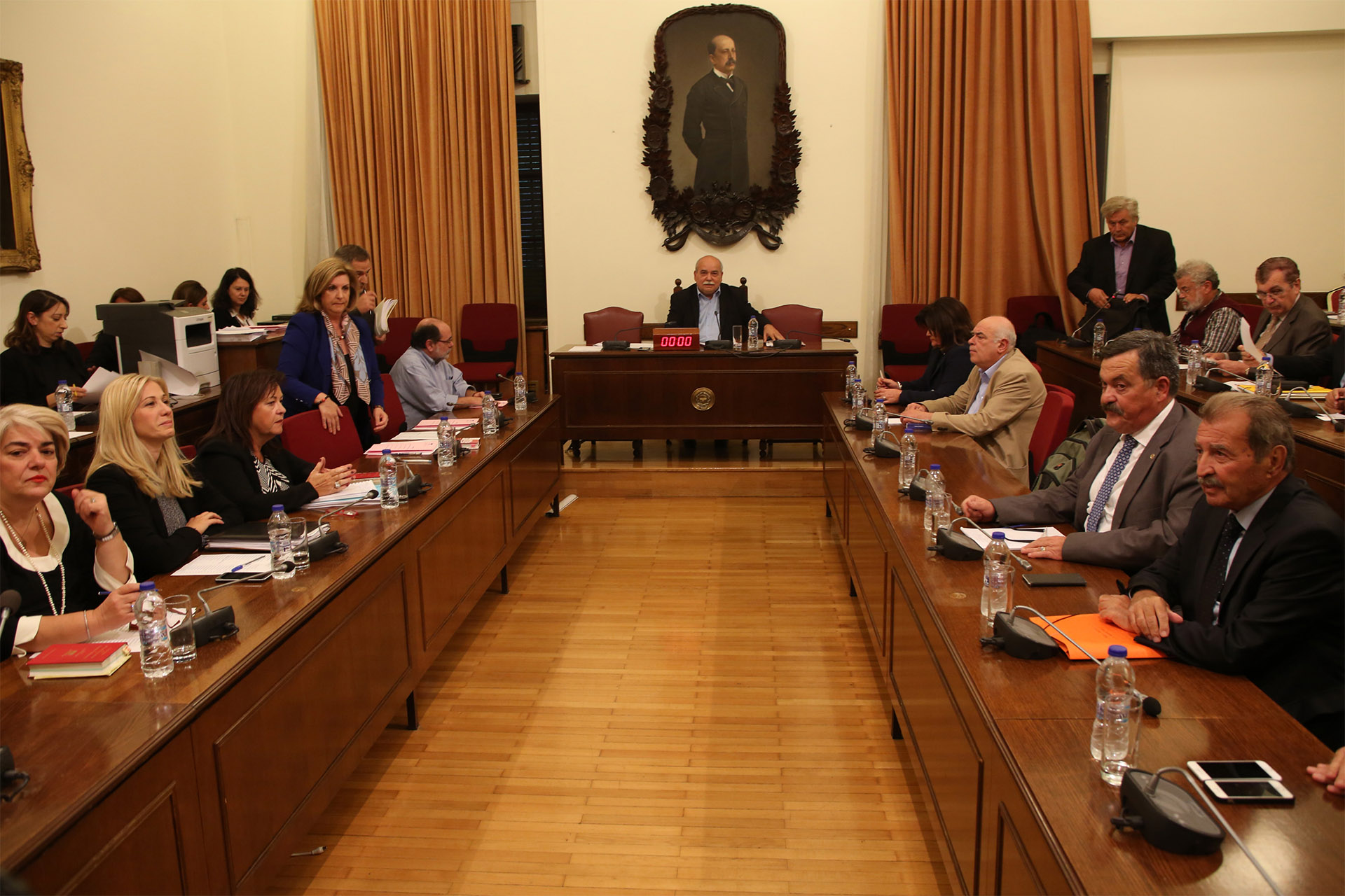 Άκαρπη και η 5η Διάσκεψη των Προέδρων για το ΕΣΡ – Οι διαφωνίες και οι κόντρες – ΒΙΝΤΕΟ