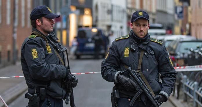 Εκκενώθηκαν δύο αεροδρόμια και δύο εμπορικά κέντρα στη Δανία