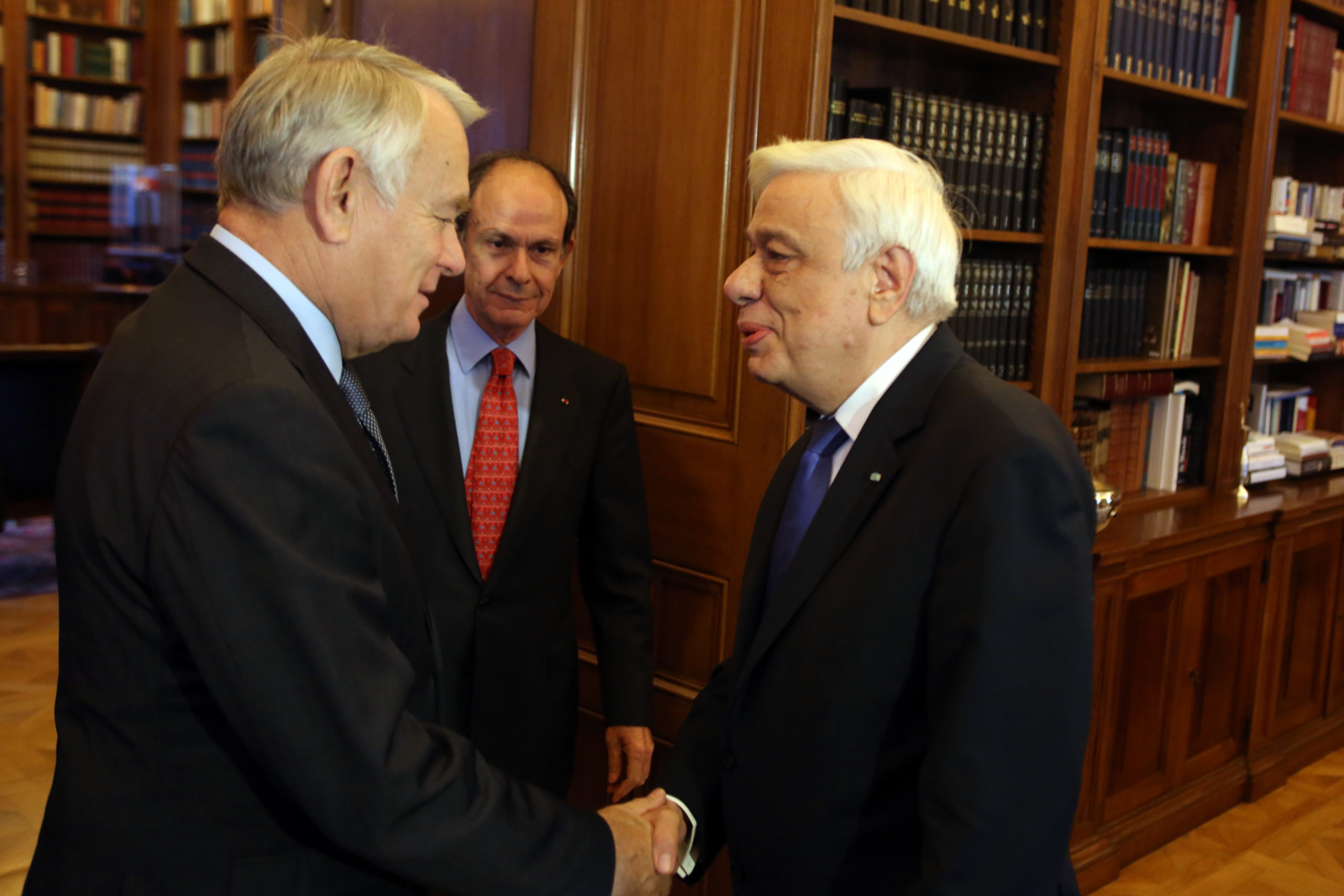 Τι συζήτησε ο Παυλόπουλος με τον Γάλλο υπουργό Εξωτερικών