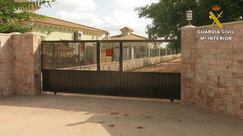 Σοκ στην Ισπανία: Μητέρα κρατούσε φυλακισμένα τα παιδιά της επί 7 χρόνια