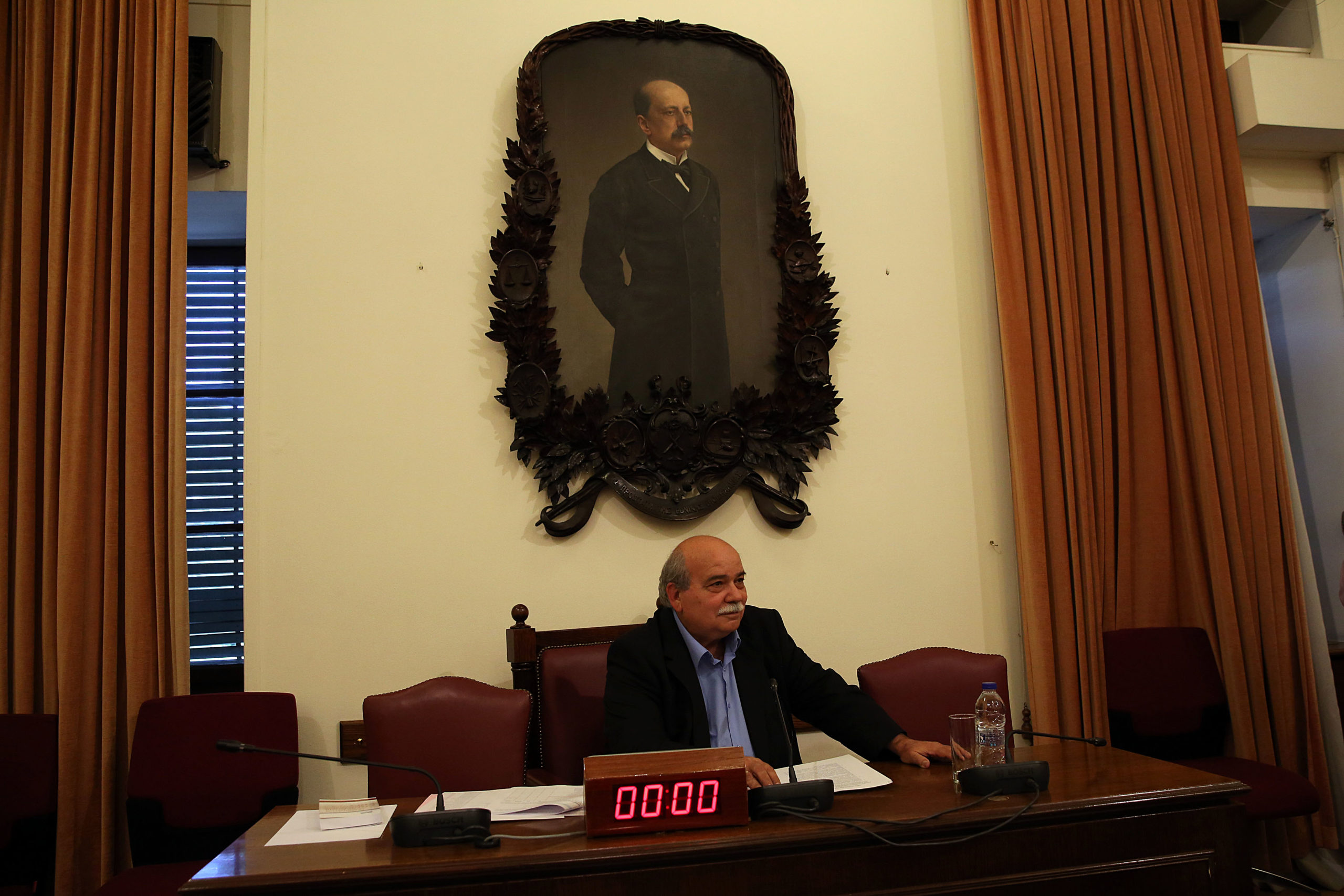 Αυτή είναι η εισήγηση του Βούτση για τη σύνθεση του ΕΣΡ