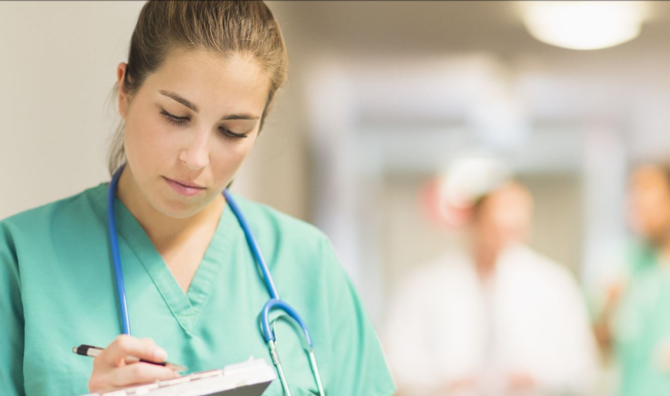 Οι Βρετανοί απειλούν με… Brexit τους Έλληνες γιατρούς