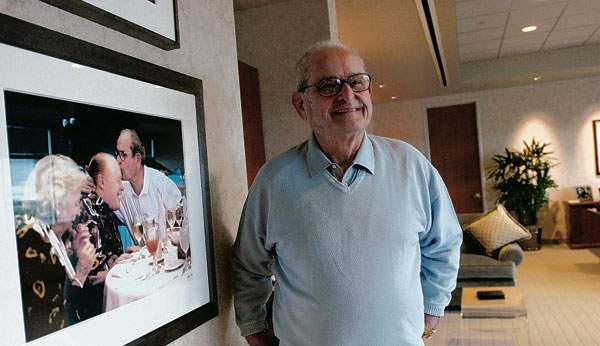 Ένας από τους 7 πλουσιότερους Έλληνες των ΗΠΑ