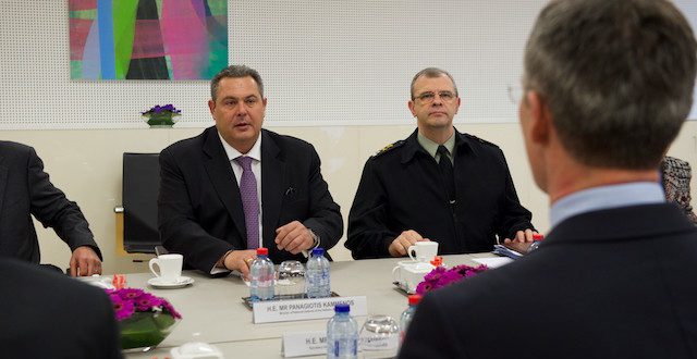 Καμμένος προς υπουργούς Άμυνας Ε.Ε.: Πάρτε θέση για τις περικοπές που ζητούν στην άμυνα