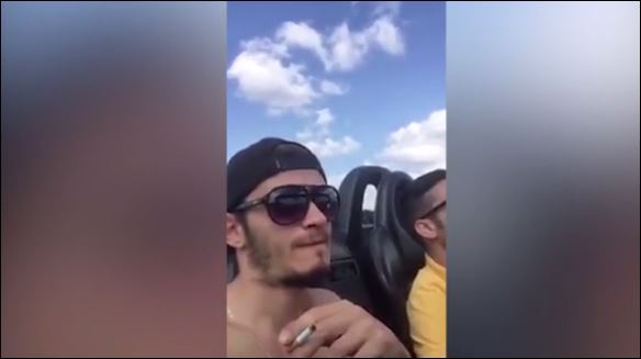 Μετέδωσε σε ζωντανή σύνδεση το τροχαίο του – ΒΙΝΤΕΟ