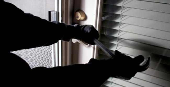 Κρήτη – Ληστής έφυγε με το αυτοκίνητο του ιδιοκτήτη