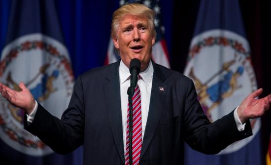 Τραμπ: Η Κλίντον θα μας οδηγήσει σε Γ’ Παγκόσμιο Πόλεμο