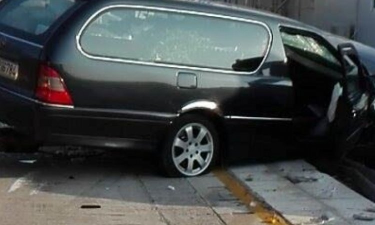 Ηλεία – Μέθυσαν οι νεκροθάφτες και έχασαν τον νεκρό από το φέρετρο