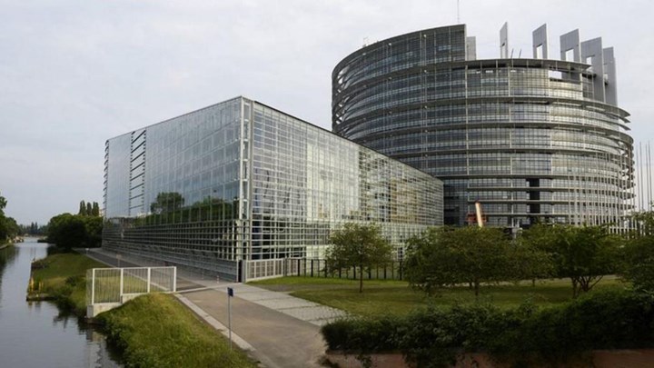 Έκκληση 38 Γερμανών Ευρωβουλευτών στον Μοσκοβισί για ελάφρυνση του ελληνικού χρέους