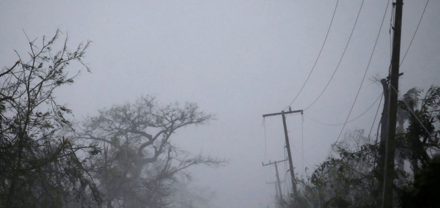 Η πιο σφοδρή καταιγίδα της 10ετίας ο τυφώνας Μάθιου – BINTEO