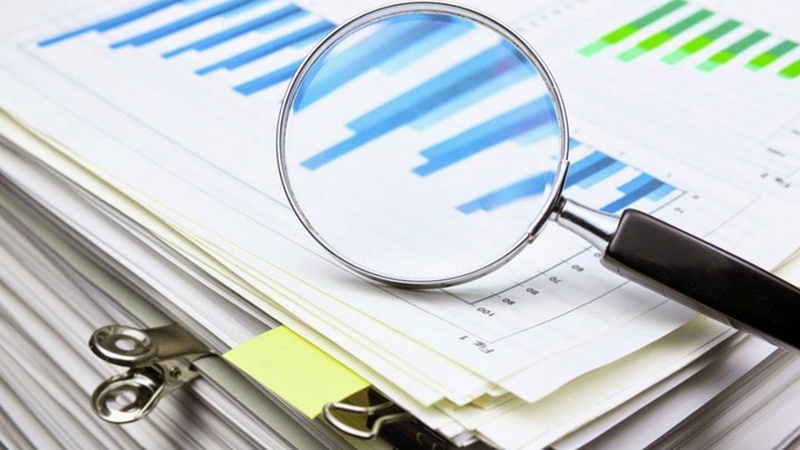 Στο «μικροσκόπιο» ο προϋπολογισμός του 2017 και το Μεσοπρόθεσμο