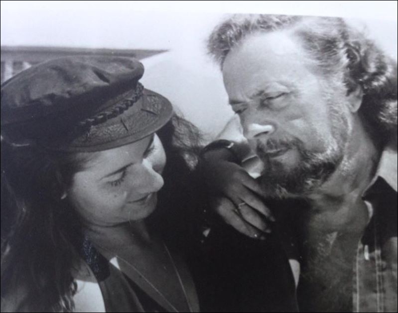 Συγκλονίζει η κόρη του Ρίτσου: Ο πατέρας μου άκουγε «Παττακός» και του σηκωνόταν η τρίχα κάγκελο