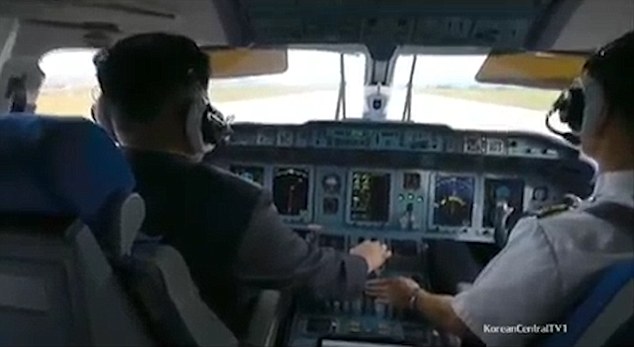 Ο Κιμ Γιονγκ Ουν σε ρόλο πιλότου – ΒΙΝΤΕΟ