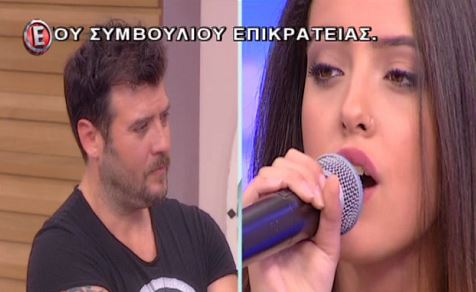 Συγκινήθηκε ο Λιβιεράτος βλέποντας την κόρη του να τραγουδάει – ΒΙΝΤΕΟ