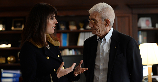 Ο Μπουτάρης στη Hurriyet: Δεν με ενδιαφέρει αν ο Κεμάλ ήταν φονιάς ή όχι