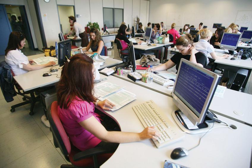 Η Εφορία online με 84 χώρες