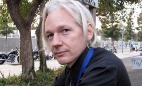 WikiLeaks: Ο Ισημερινός τερμάτισε την πρόσβαση του Ασάνζ στο διαδίκτυο
