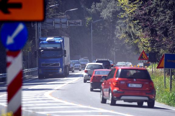 Αν ταξιδεύετε για Θεσσαλονίκη σας ενδιαφέρει – Διακοπή της κυκλοφορίας στα Τέμπη