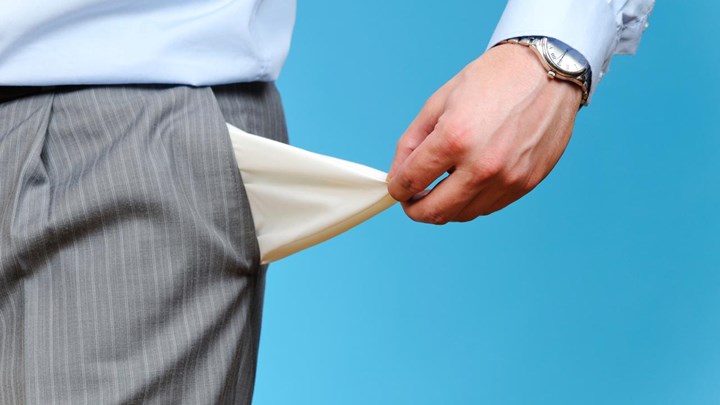 Πιο φτωχοί οι Έλληνες το 2016