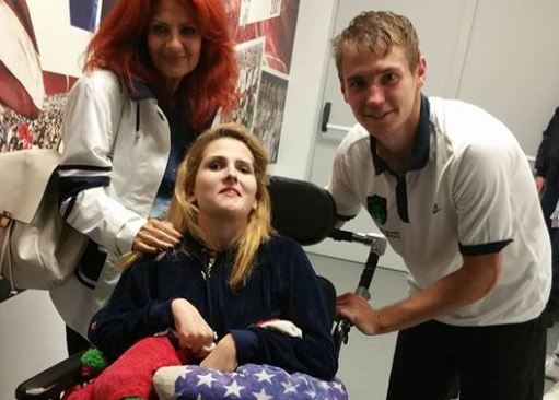 Το χαμόγελο της Μυρτούς στα αποδυτήρια της αγαπημένης της ομάδας – ΦΩΤΟ