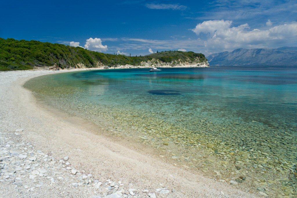 Ένα ελληνικό νησί στους κορυφαίους παραθαλάσσιους παραδείσους για το 2017