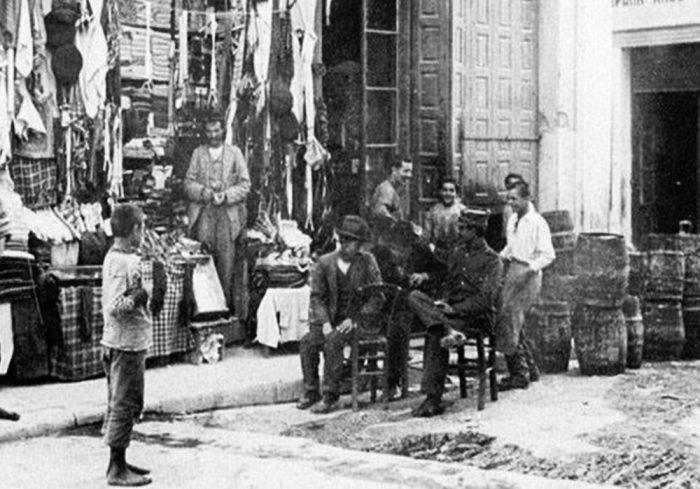 Πως βγήκε η φράση “απλώνει το ζωνάρι του για καβγά”